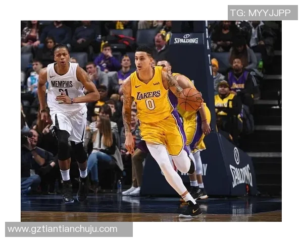 湖人火箭G4精彩回放库兹马惊艳扣篮引爆全场激情